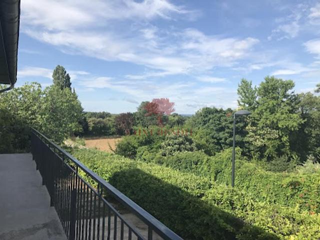 Location Appartement 4 pièces 82 m2 Gignac
