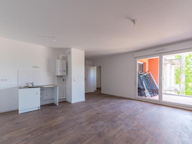 Location Appartement 4 pièces 82 m2 Pontault Combault