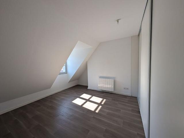 Location Appartement 4 pièces 82m²