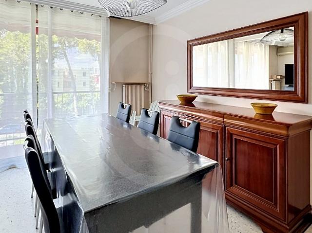 Location Appartement 4 pièces 82m² MONTPELLIER 34070