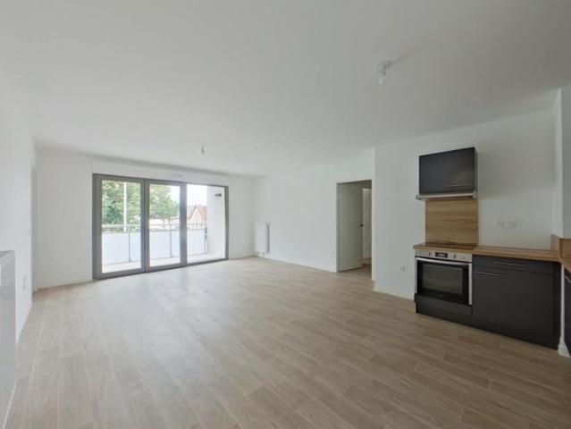 Location Appartement 4 pièces 82m² POITIERS 86000