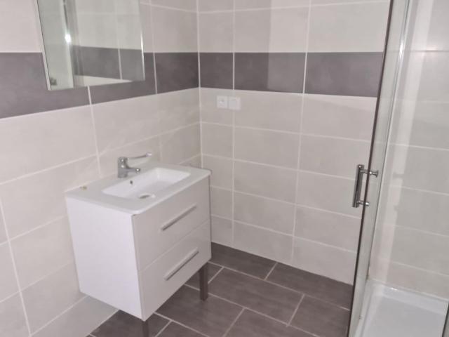 Location Appartement 4 pièces 82m² TARTAS 40400