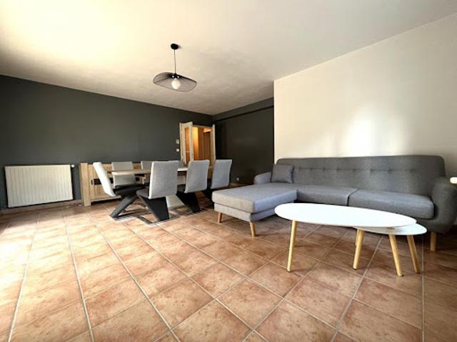 Location Appartement 4 pièces 87.2 m2 Macon