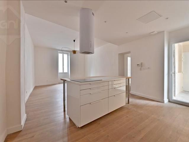 Location Appartement 4 pièces 87m²