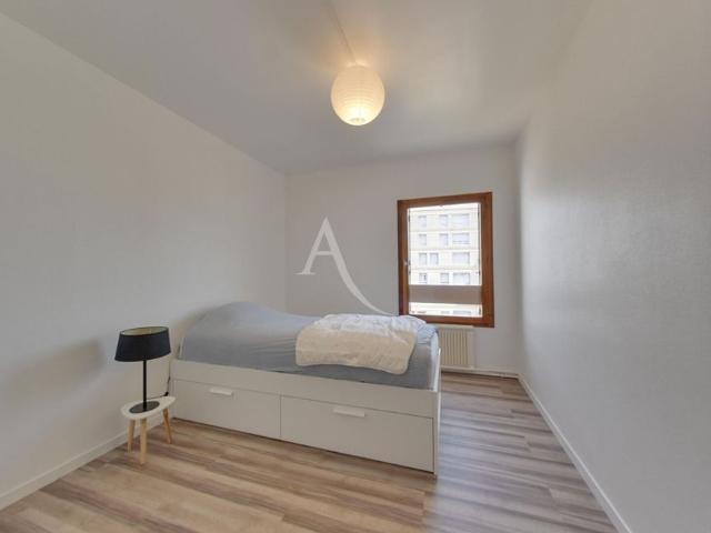 Location Appartement 4 pièces 87m²