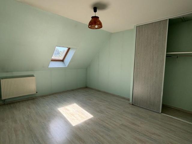 Location Appartement 4 pièces 87m² ALLASSAC 19240