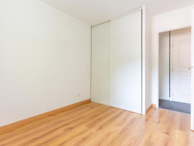Location Appartement 4 pièces 87m² SEVRIER 74320