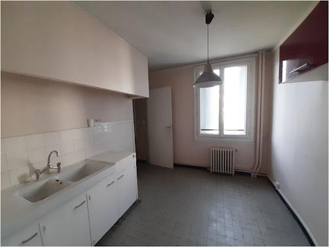 Location Appartement 4 pièces 84 m2 Ales