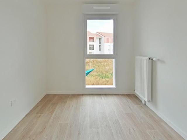 Location Appartement 4 pièces 84 m2 Melun