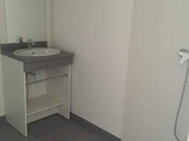 Location Appartement 4 pièces 84m² ARTIGUES PRES BORDEAUX 33370