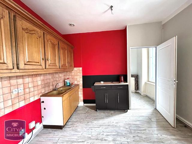 Location Appartement 4 pièces 84m² DUNIERES 43220