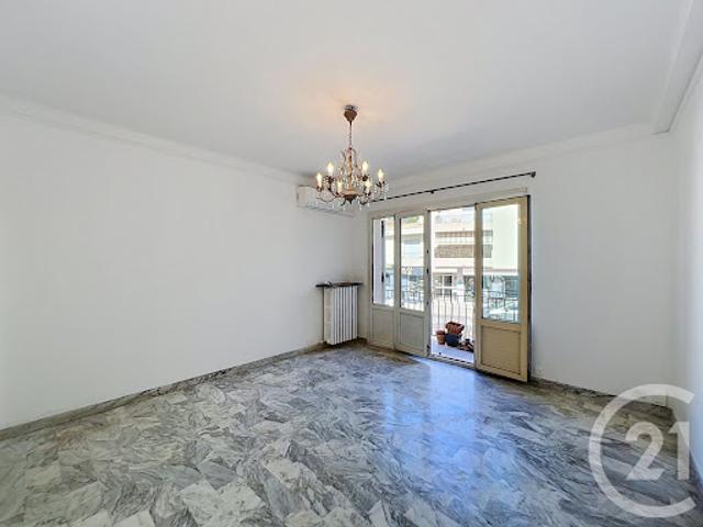 Location Appartement 4 pièces 85.43 m2 Mandelieu la Napoule