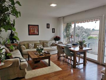 Location Appartement 4 pièces 85 m2 Villeneuve les avignon