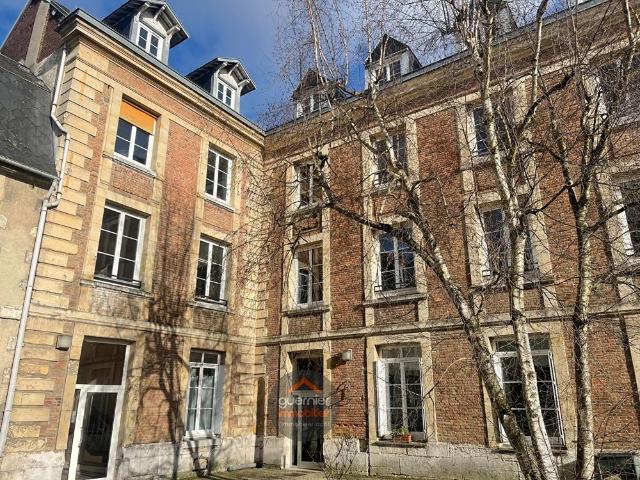 Location Appartement 4 pièces 85m²