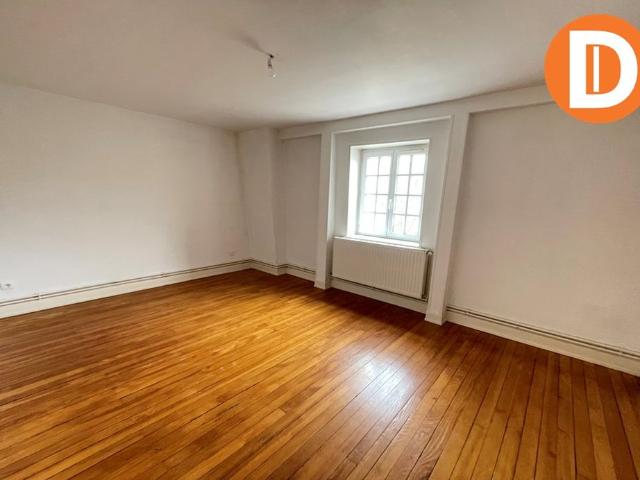 Location Appartement 4 pièces 85m²