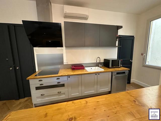 Location Appartement 4 pièces 85m²