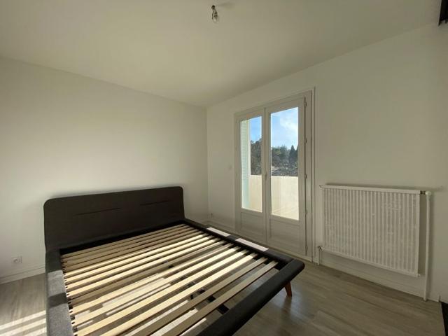 Location Appartement 4 pièces 85m²