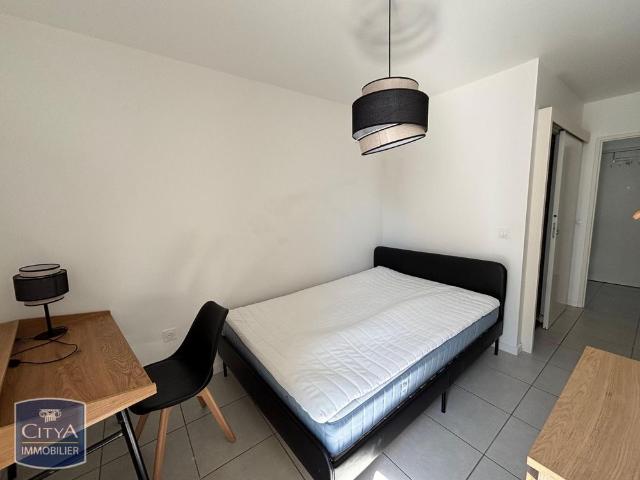 Location Appartement 4 pièces 85m² BORDEAUX 33300