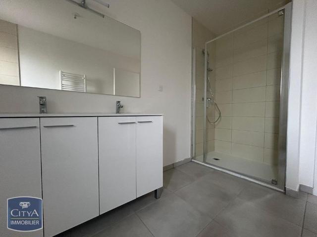 Location Appartement 4 pièces 85m² LE PONTET 84130