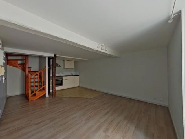 Location Appartement 4 pièces 85m² POITIERS 86000