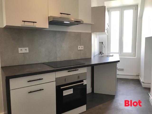 Location Appartement 4 pièces 85m² RENNES 35000