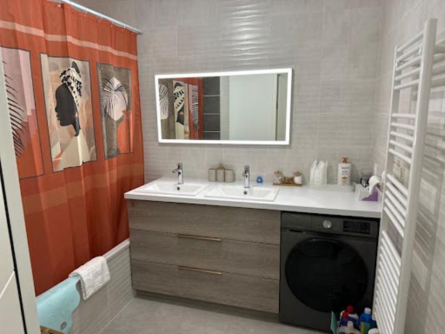 Location Appartement 4 pièces 86 m2 Viry