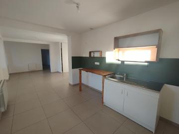Location Appartement 4 pièces 86 m2 Lablachère