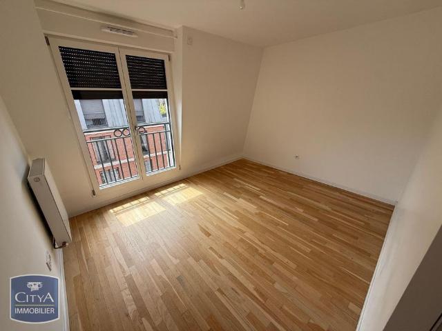 Location Appartement 4 pièces 86m² PUTEAUX 92800