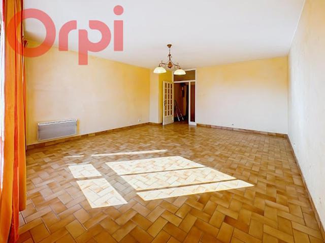 Location Appartement 4 pièces 88.75 m2 Aubenas
