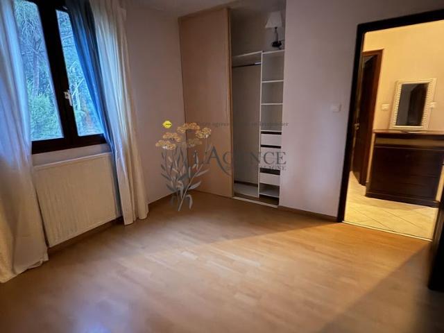Location Appartement 4 pièces 88m² BASTIA 20200