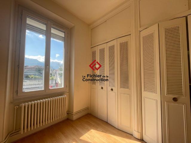 Location Appartement 4 pièces 88m² GRENOBLE 38000