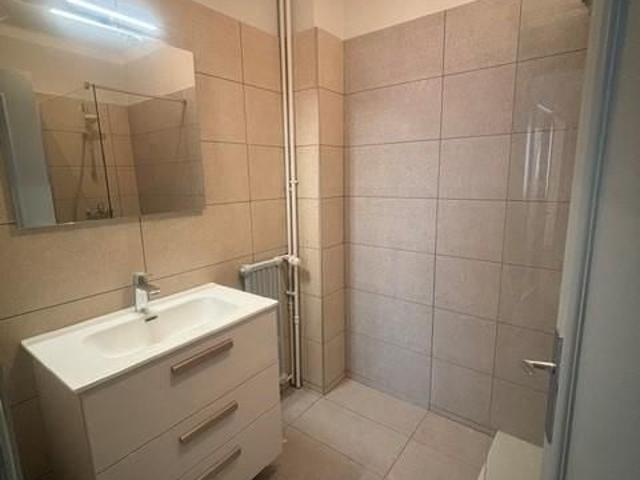 Location Appartement 4 pièces 88m² LYON 7ème