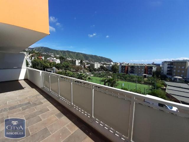 Location Appartement 4 pièces 88m² ST DENIS 97400