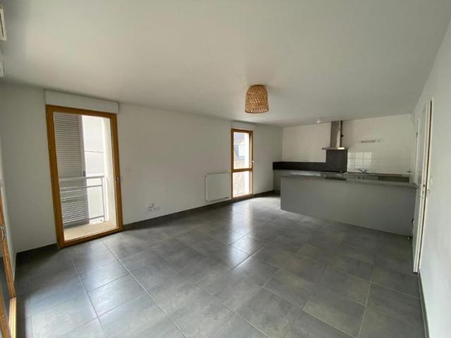 Location Appartement 4 pièces 88m² TOURS 37000