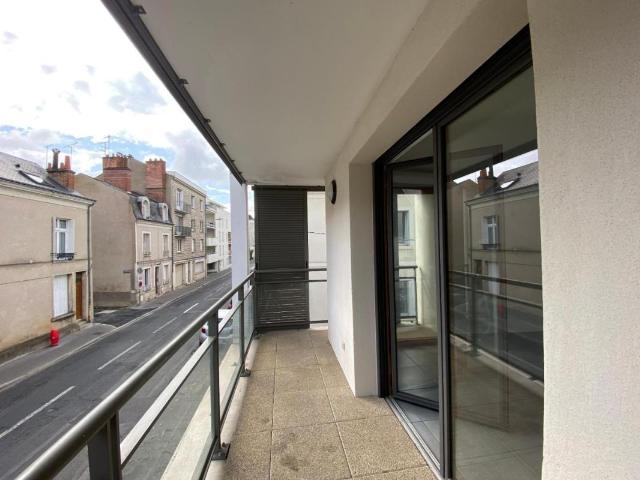 Location Appartement 4 pièces 88m² TOURS 37000