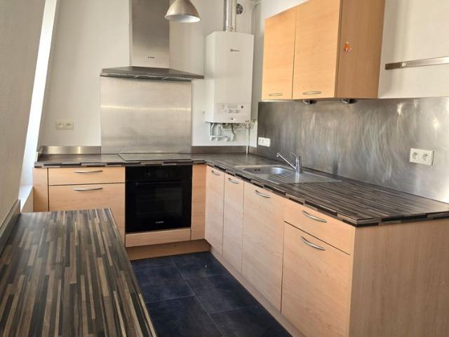Location Appartement 4 pièces 88m² TULLE 19000