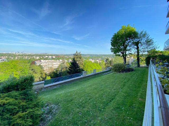 Location Appartement 4 pièces 89.82 m2 Le Pecq