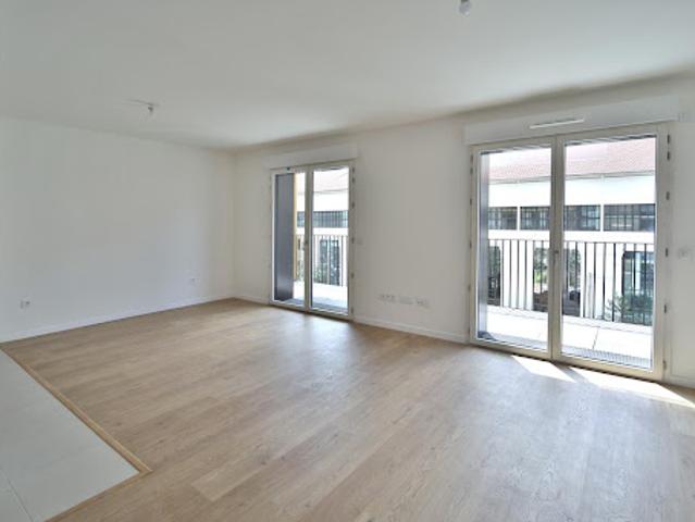 Location Appartement 4 pièces 89 m2 Saint Denis