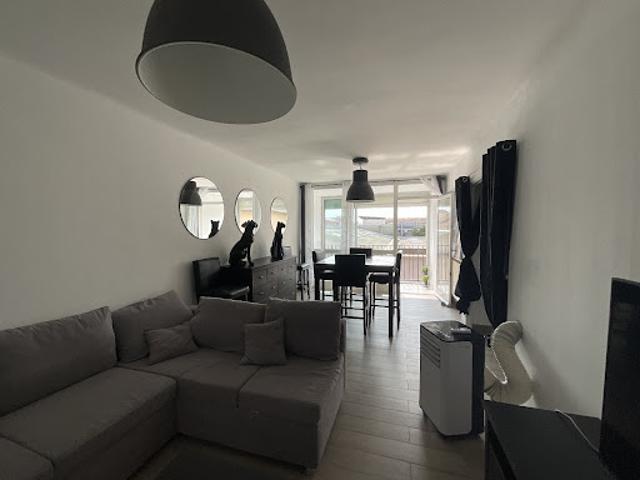 Location Appartement 4 pièces 89 m2 Sète