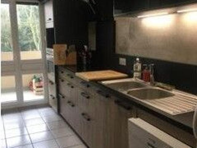 Location appartement 4 pièces 89 m² à Pessac 33600