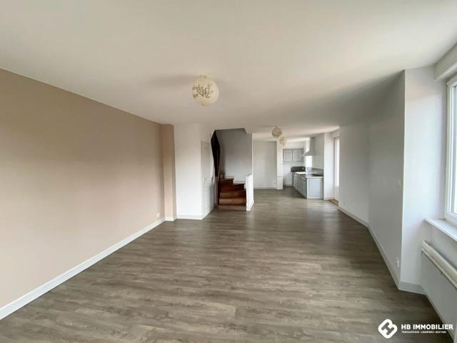 Location Appartement 4 pièces 89m² CHAUFFAILLES 71170