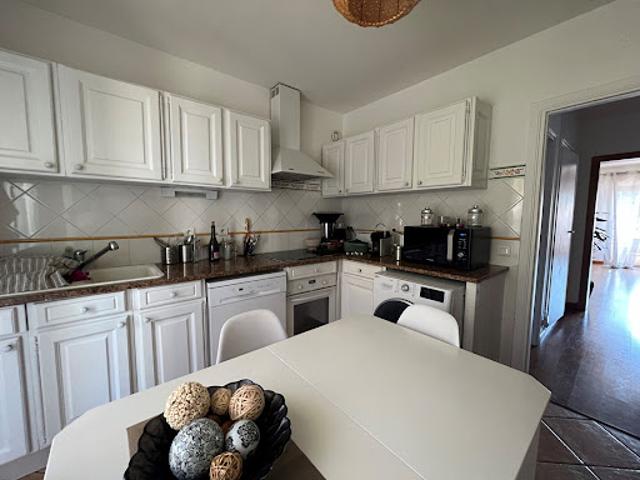 Location Appartement 4 pièces 93 m2 Bastia
