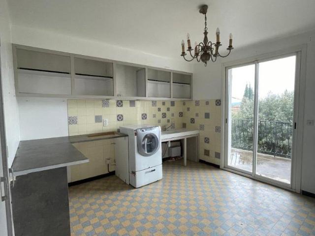 Location Appartement 4 pièces 93m² SEILLONS SOURCE D ARGENS 83470