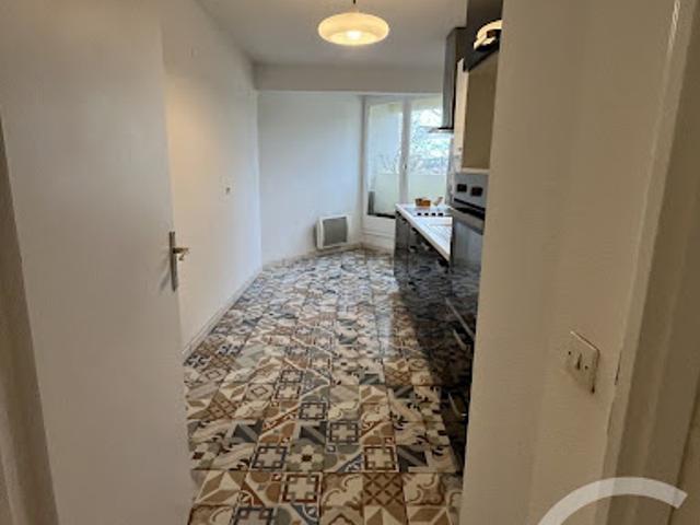 Location Appartement 4 pièces 90.16 m2 Ales