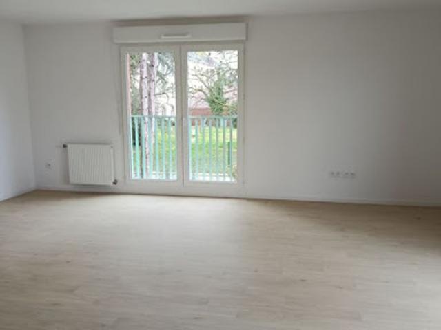 Location Appartement 4 pièces 90 m2 Sens