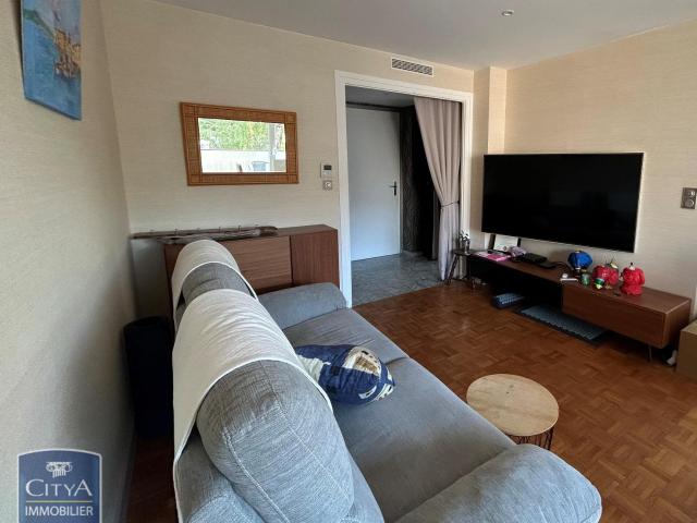 Location appartement 4 pièces 90 m² à Chambéry 73000