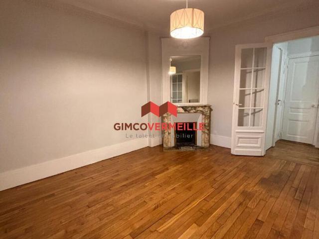 Location Appartement 4 pièces 90m²