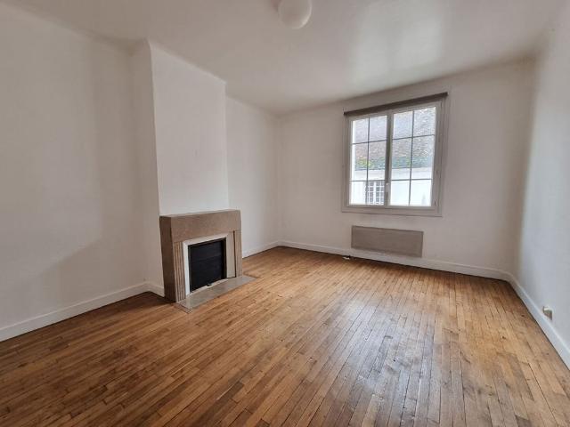 Location Appartement 4 pièces 90m²