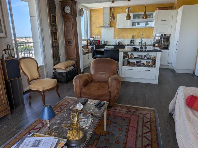 Location Appartement 4 pièces 90m² ANGERS 49100