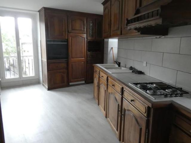 Location Appartement 4 pièces 90m² SOUILLAC 46200